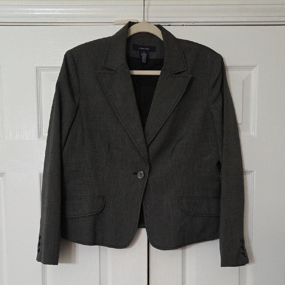 Jones Wear Charcoal Blazer